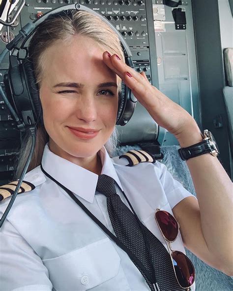 Which country has the most female pilots?