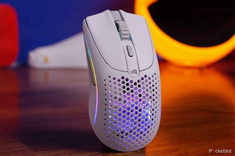 Glorious Model O2 wireless gaming mouse review: Another lightweight gem ...