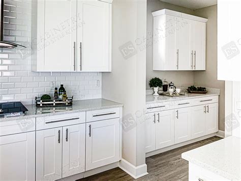 White Shaker Kitchen Cabinets | Classic and Inexpensive Style