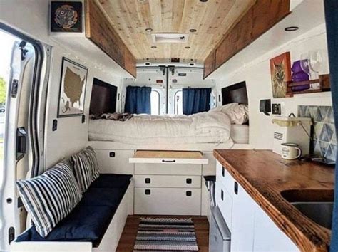 19 Simple Short Bus Conversion - camperisme | Camper interior design, Van interior, Campervan ...
