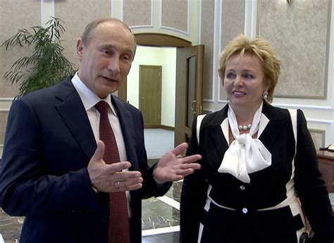 Russian president Vladimir Putin and longtime wife, Lyudmila Putina, announce divorce ...