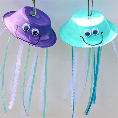 Hanging Jellyfish Craft for Kids - Fun Ocean Studies Activity