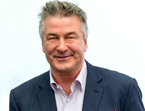 Alec Baldwin Height, Age, Wife, Children, Biography & More - StarsInformer