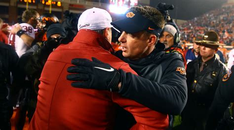 Mike Gundy Responds to Bob Stoops Retirement | Pistols Firing