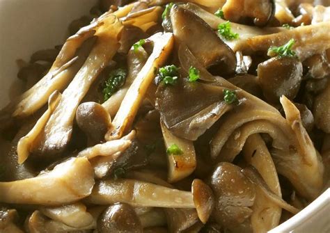 Mushroom Butter Saute Recipe by cookpad.japan - Cookpad