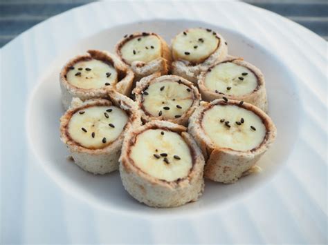 Banana Roll - Corrie Cooks