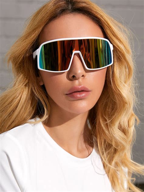 Flat Top Shield Sunglasses | SHEIN USA in 2021 | Shield sunglasses, Trending sunglasses, Sunglasses