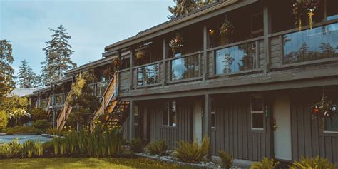 Pacific Sands Beach Resort (Tofino): What to Know BEFORE You Bring Your Family