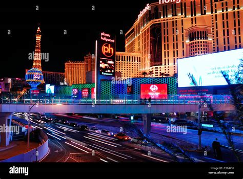 Las Vegas Strip street night view Stock Photo - Alamy