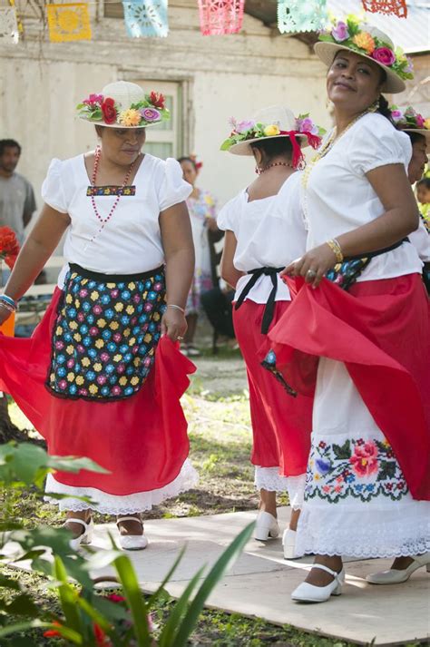 Belize Vacation Spots & Travel Adventures | TravelBelize.org | Belize clothing, Traditional ...