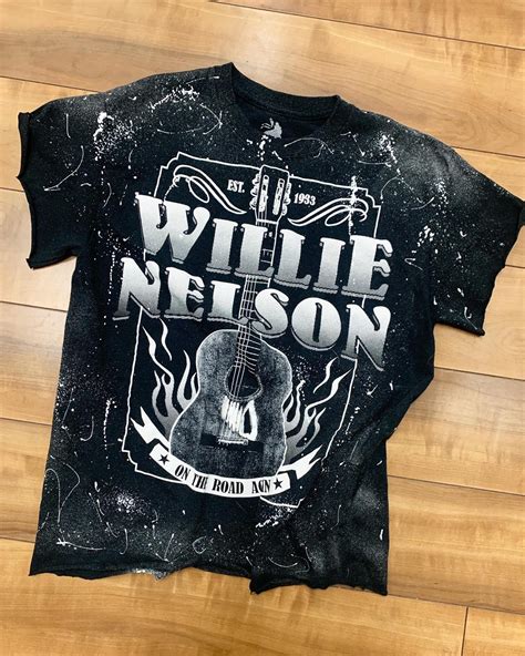 Willie Nelson Vintage Inspired Band Tee Willie Nelson Shirt - Etsy