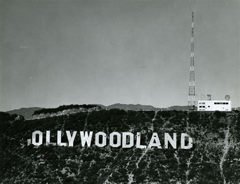 Hollywoodland Sign In Disrepair | Hollywood sign, Los angeles architecture, Signs