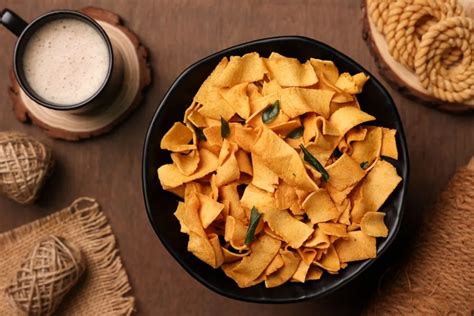 20 Indian Snacks to Savor the Heat and Spice of India in Bite-Sized Form