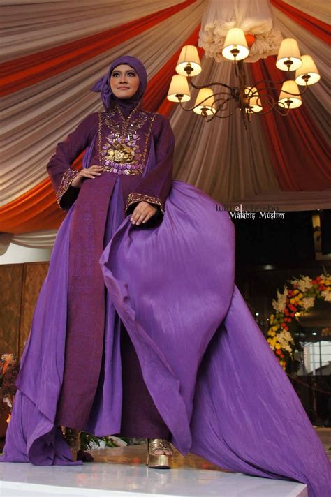 Fashion Show Dian Pelangi Bandung-Malabis Moslem - Hijab Trade Fashion