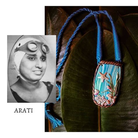 -The ARATI neckpiece- This neckpiece is named after the first Indian ...