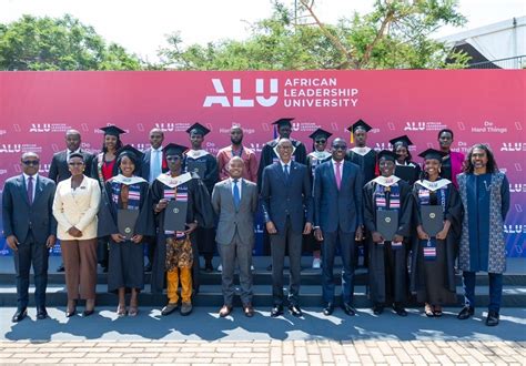 VIDEO - President Kagame officiates the Graduation Ceremony of Africa Leadership University ...