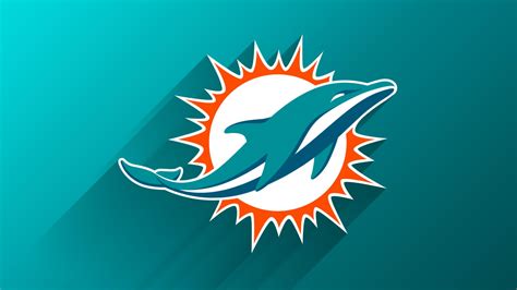 Dolphins used 12 offensive players while practicing at University of ...