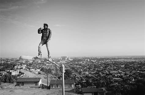 Kendrick Lamar Sees the World in Black-and-White in 'Alright' Video ...