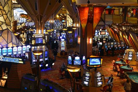 Mohegan Sun delays casino reopening by at least 2 weeks - masslive.com