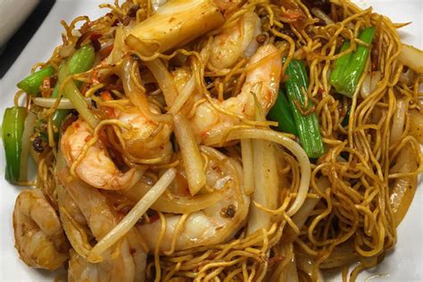 Chinatown Chicago: The Ultimate Restaurant Guide - American Eats