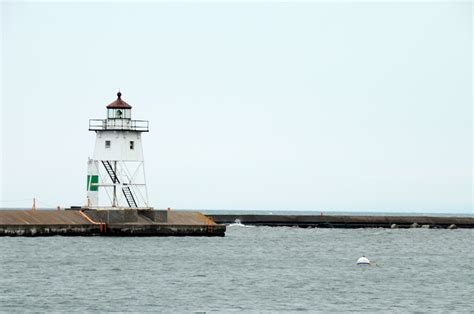 Lighthouse, Grand Marais, MN | Grand marais, Grands, Lighthouse