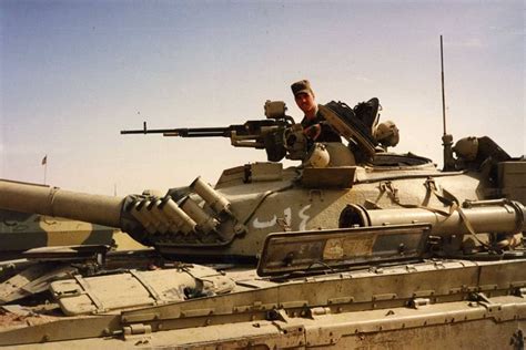 Seized Iraqi T-72M1, Operation Desert Storm. Tank Warfare, Iraqi Army, T 72, Military Armor, Owl ...