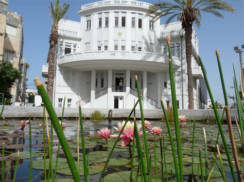 Tel aviv old city hall : r/Israel