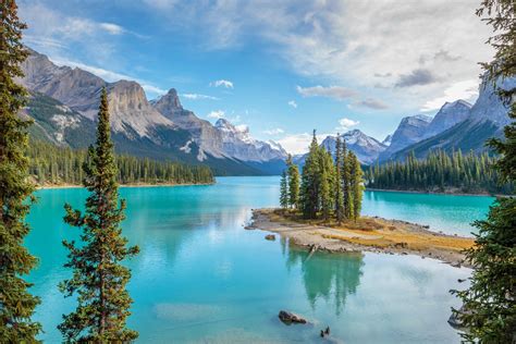 20 Best National Parks in Canada - Road Affair