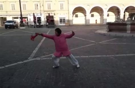 Arti marziali in piazza - Radio Incontro Pesaro