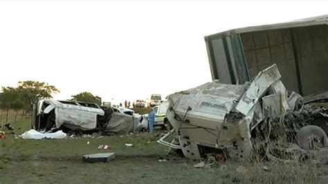 Limpopo premier to visit families of deceased from N1 crash - SABC News ...