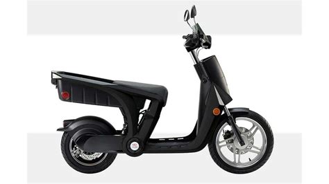 Mahindra GenZe Electric Scooter Makes Debut In U.S.