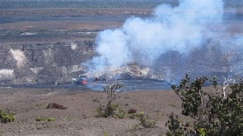 Earthquakes and shifting ground on Hawaii volcano could signal new ...