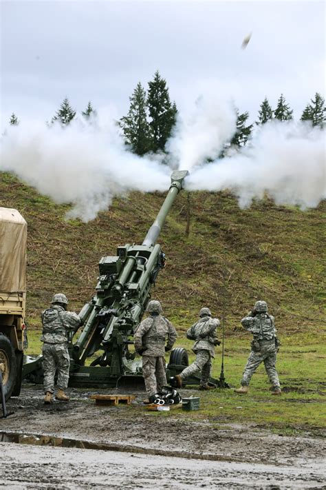 Redlegs train on new M777 Howitzer | Article | The United States Army