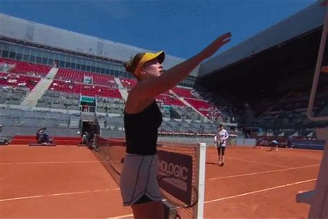 No la saludó: Svitolina cae en Madrid con una bielorrusa y la esquiva en la red