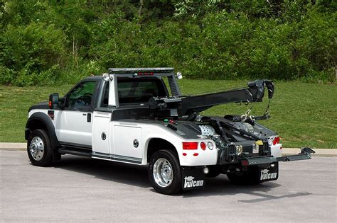 Vulcan 881 & 882 Gallery | Miller Industries | Tow truck, Trucks, Motorcycle towing