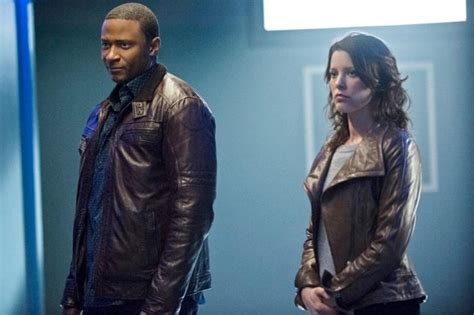 ‘Arrow’ Sneak Peek: New Clips Bring the “Suicide Squad,” Plus Season 3 Villain Intel