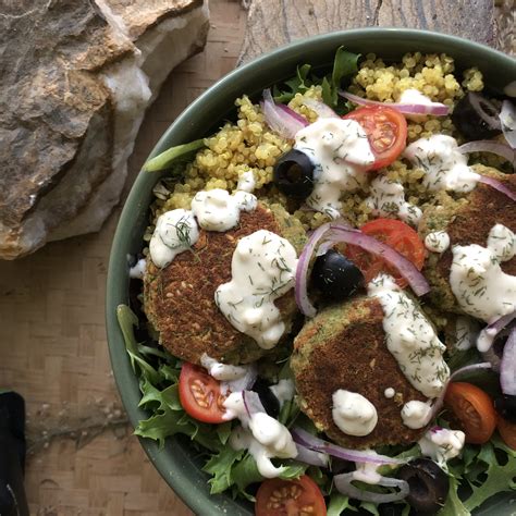 Falafel Salad