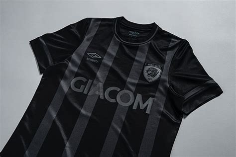 Hull City 2021-22 Umbro Away Kit - Todo Sobre Camisetas