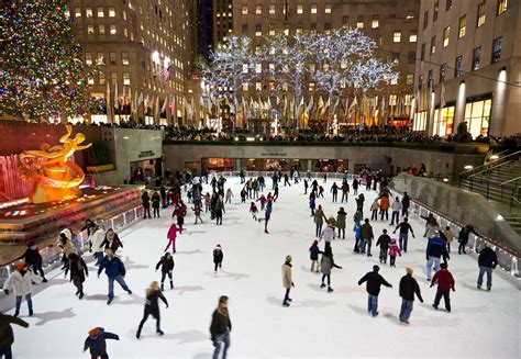 Rockefeller Center | New York, Wisdom, Ice Skating, & Christmas Tree ...