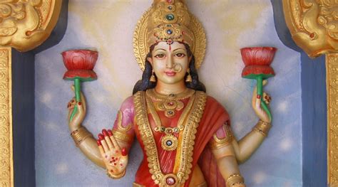 Dhan Lakshmi (Dhanalakshmi) - The Hindu Goddess Of Wealth & Money ...