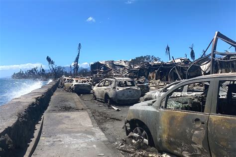 'It's gone': stunned residents find nothing but ashes in Hawaii ...