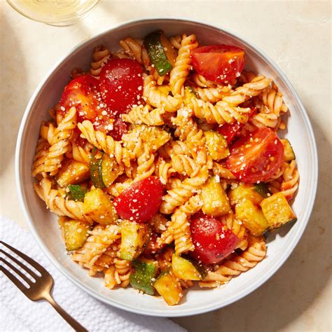 Recipe: Fresh Fusilli Pasta with Summer Vegetables - Blue Apron