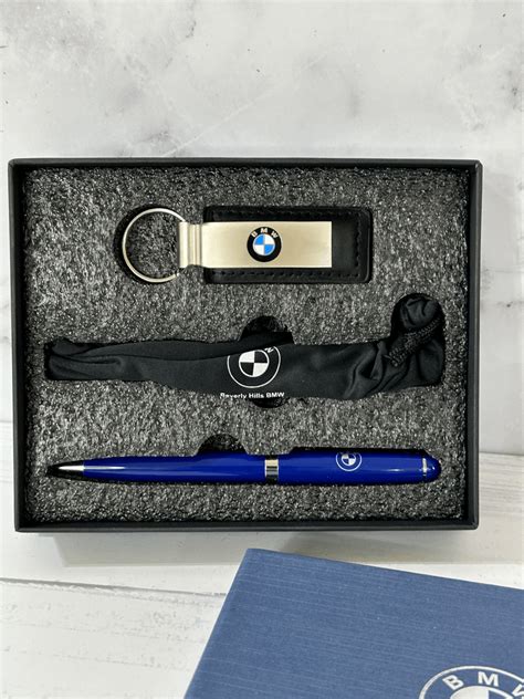 World Famous Beverly Hills BMW Dealership Bundle: Pen, Flashlight and Keychain | eBay