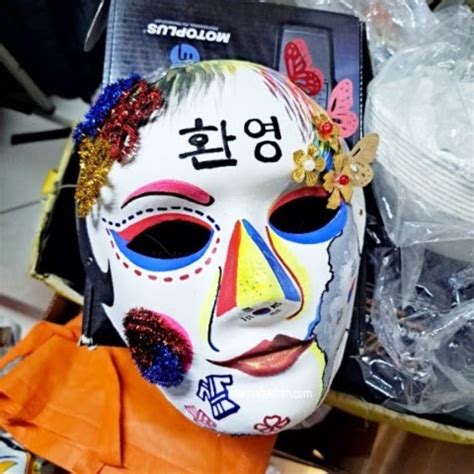 Dijemput Menjadi Pengadil Korean Mask Painting Di K-Street Carnival ...