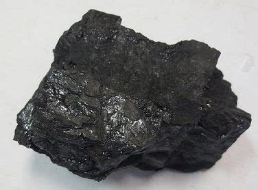 Bituminous coal | Crystals and gemstones, Magnetite, Crystals