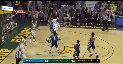 Baylor's Nuni Omot gave us the first big dunk of the college basketball season - SBNation.com