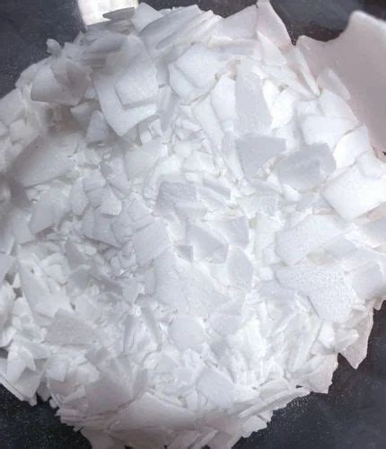 Polyethylene Wax Flakes, Packaging Size: 25kg at Rs 120/kg in Bhavnagar | ID: 2850124826262