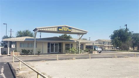 Hotel near Brady Lake Texas | Hotel near Brady Creek Reservoir.