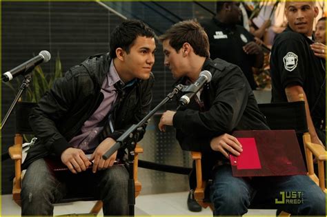 Logan whispering to Carlos - Big Time Rush Photo (11535628) - Fanpop