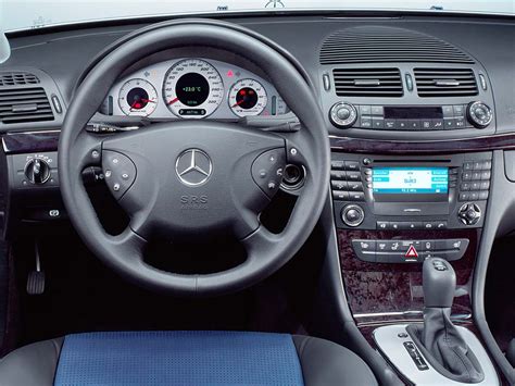 2002 Mercedes-Benz E 55 AMG | Review | SuperCars.net